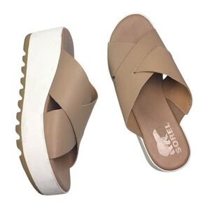 SOREL Cameron platform sandals in Honest Beige Sea Salt Size 8 (originally $125)